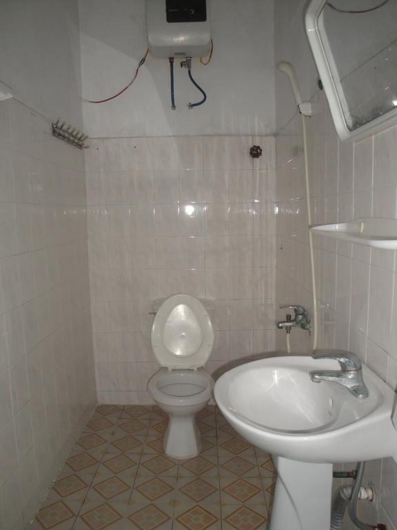 Phuong Mai Family Hotel Dong Khe Sau Exterior foto